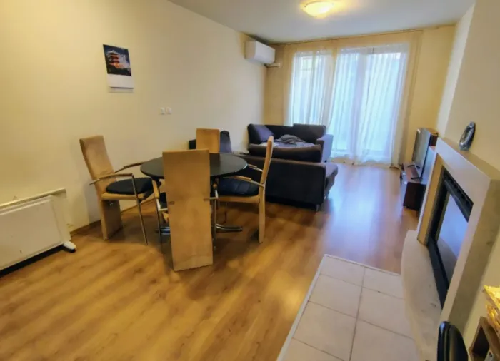 2-кімнатна Нови Хан 68 м² | Тройна орієнтація + Камін | Банско