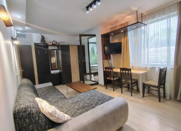 1-Zimmer St.George Pool & SPA 53 м² | Terrasse + Hof | Bansko
