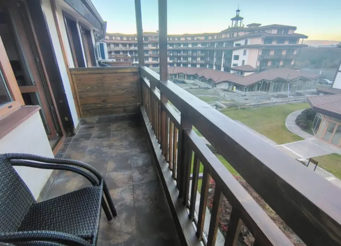 One-Bedroom Apartment 78 m² Just 5 Minutes from the Gondola, Downtown Complex, Bansko