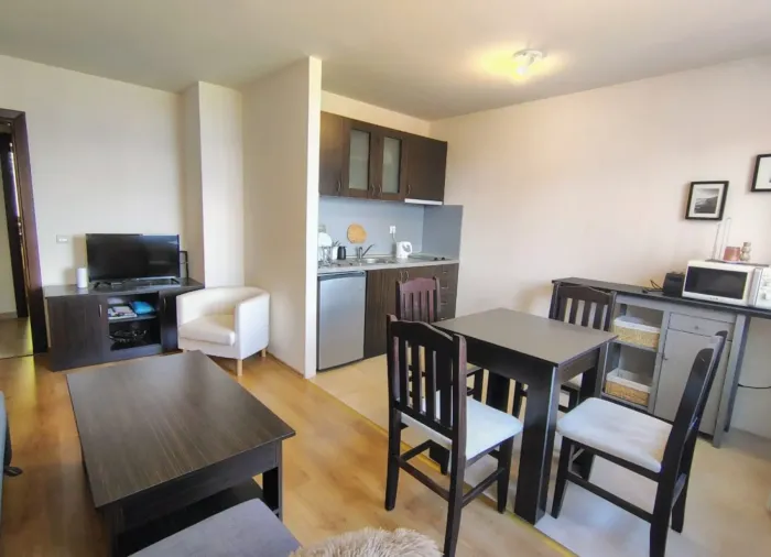 Two-Bedroom Apartment 76 m² with Mountain Views in the Panorama Complex, Bansko