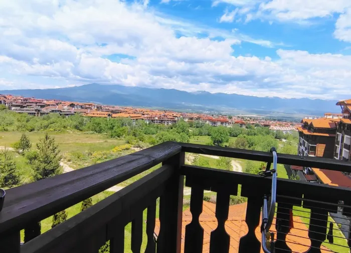 Two-Bedroom Apartment 76 m² with Mountain Views in the Panorama Complex, Bansko