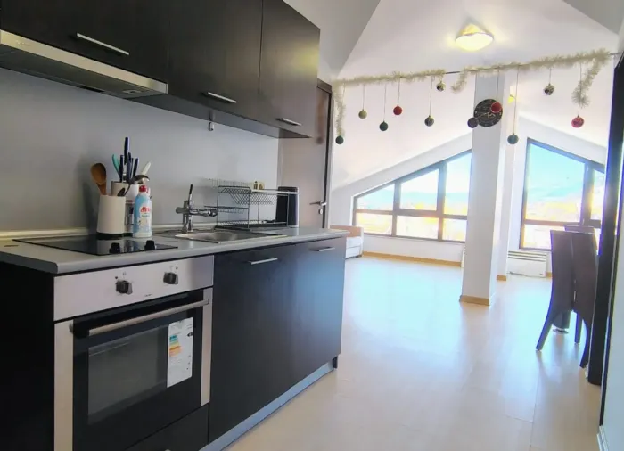 Трёхкомнатная квартира 90 м² с сауной в комплексе Феникс, Банско