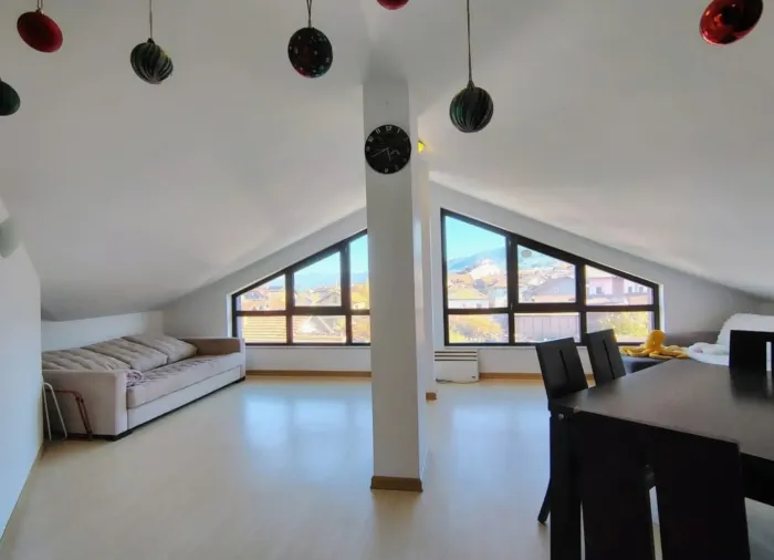 Трёхкомнатная квартира 90 м² с сауной в комплексе Феникс, Банско