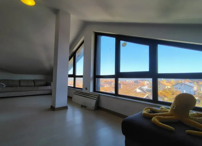 Трёхкомнатная квартира 90 м² с сауной в комплексе Феникс, Банско